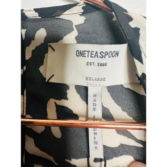 ONE TEASPOON Black White Dimensions Bubble Long Sleeve Blouse Top NWT Size XXL - Picture 8 of 10